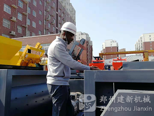 除了寶馬展，建新機(jī)械工廠更值得一看！